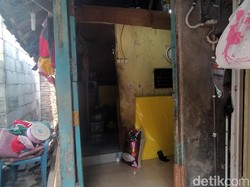 4 Bersaudara di Surabaya Rawat Ibu yang Kanker Payudara Dibantu Tetangga