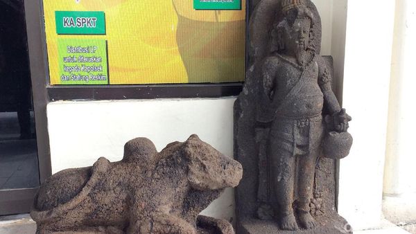 Ini Dua Arca dari Abad 9 M yang Ditemukan di Sleman