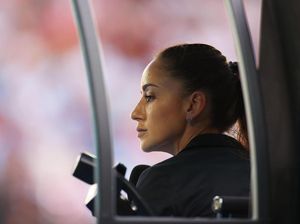 Viral Umpire Pertandingan Cantik di Australia Terbuka Viral Umpire Pertandingan Cantik di Australia Terbuka