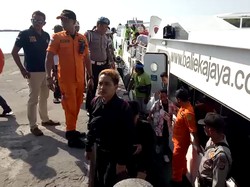 Kapal Kandas di Padang Bai Bali, 176 Penumpang Berhasil Dievakuasi