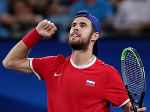Disebut Mirip Liam Hemsworth, Atlet Rusia Bikin Salfok di Australian Open