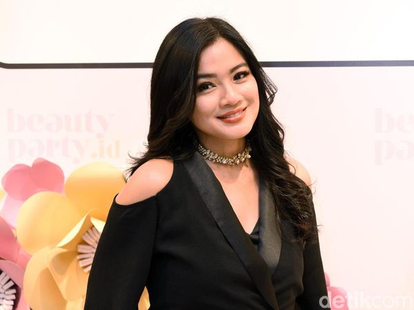 Sudah 2020, Wajah Titi Kamal Nggak Berubah-ubah