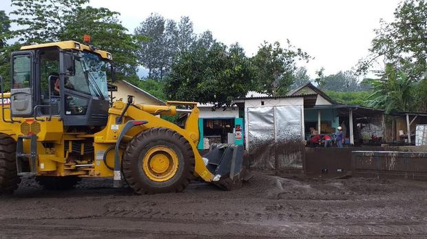 Banjir Bandang Terjang Bondowoso, BNPB Tuding Karhutla Ijen