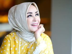 Chintami Atmanagara Polisikan Balik Deanni Ivanda Chintami Atmanagara Polisikan Balik Deanni Ivanda