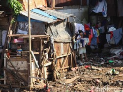 Gawat! 115 Juta Orang di RI Gampang Jadi Miskin Lagi