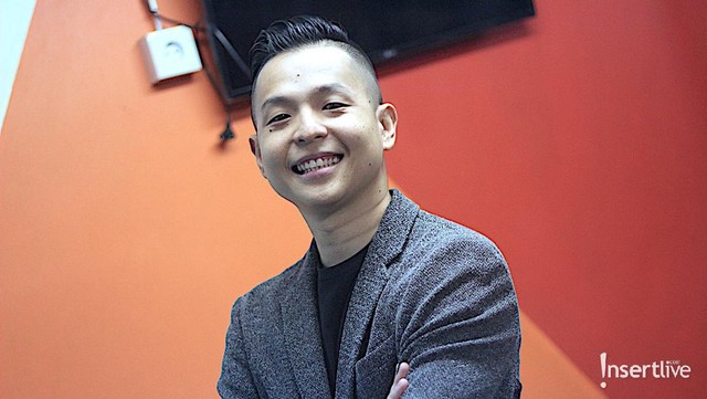 Berita Seputar Selebriti Insertlive Terkini : Ernest Prakasa Hapus Akun X Usai Singgung Anggaran Hadiah Rolex untuk Timnas