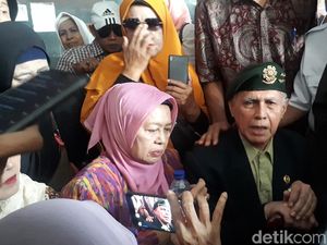 Viral Kivlan Zen Ngaku Dipukul Dokter Kejaksaan, Kejagung Membantah Viral Kivlan Zen Ngaku Dipukul Dokter Kejaksaan, Kejagung Membantah