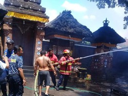 Pura di Denpasar Terbakar, Diduga Dipicu Api Dupa