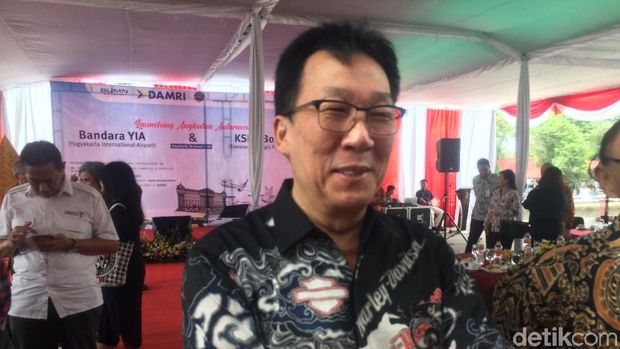 Soekeno melepas sahammnya di PSS Sleman.