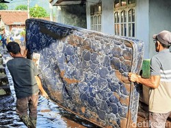 Kesaksian Warga Ijen Saat Banjir Bandang Menerjang Dua Desa di Bondowoso