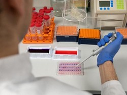 Berpacu dengan Waktu, Peneliti China dan AS Coba Temukan Vaksin Corona