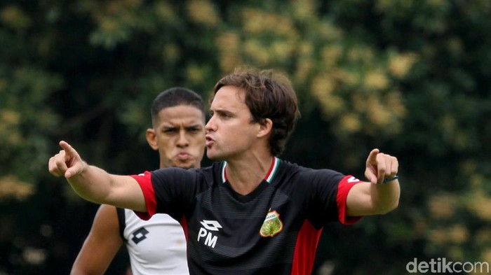 Bhayangkara FC gelar latihan guna sambut kompetisi Liga 1 2020. Sejumlah pemain baru pun turut perkuat skuat The Guardian, salah satunya Andik Vermansyah.