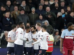 Salah dan Chamberlain Bawa Liverpool Kalahkan West Ham 2-0