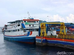 Jatuh-Bangun ASDP Melawan Corona