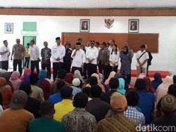 Maruf ke Korban Banjir Lebak: Yang Rumahnya Tak Bisa Dibangun Nanti Direlokasi