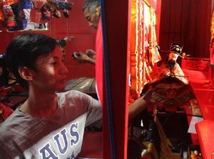 Serunya Pergelaran Wayang Potehi Sambut Cap Go Meh