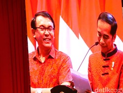 Bertemu Joko di Acara Imlek Nasional, Jokowi: Wajahnya Mirip Ahok