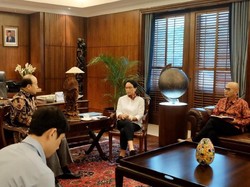 Menlu Bertemu Dubes China, Matangkan Rencana Evakuasi WNI di Hubei