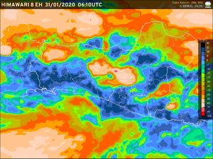 BMKG: Wilayah di Jateng Ini Berpotensi Hujan Lebat-Petir Siang Ini