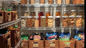 Lihat Nih 10 Dapur Seleb Hollywood yang Cantik dan Rapi