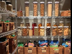 Lihat Nih 10 Dapur Seleb Hollywood yang Cantik dan Rapi