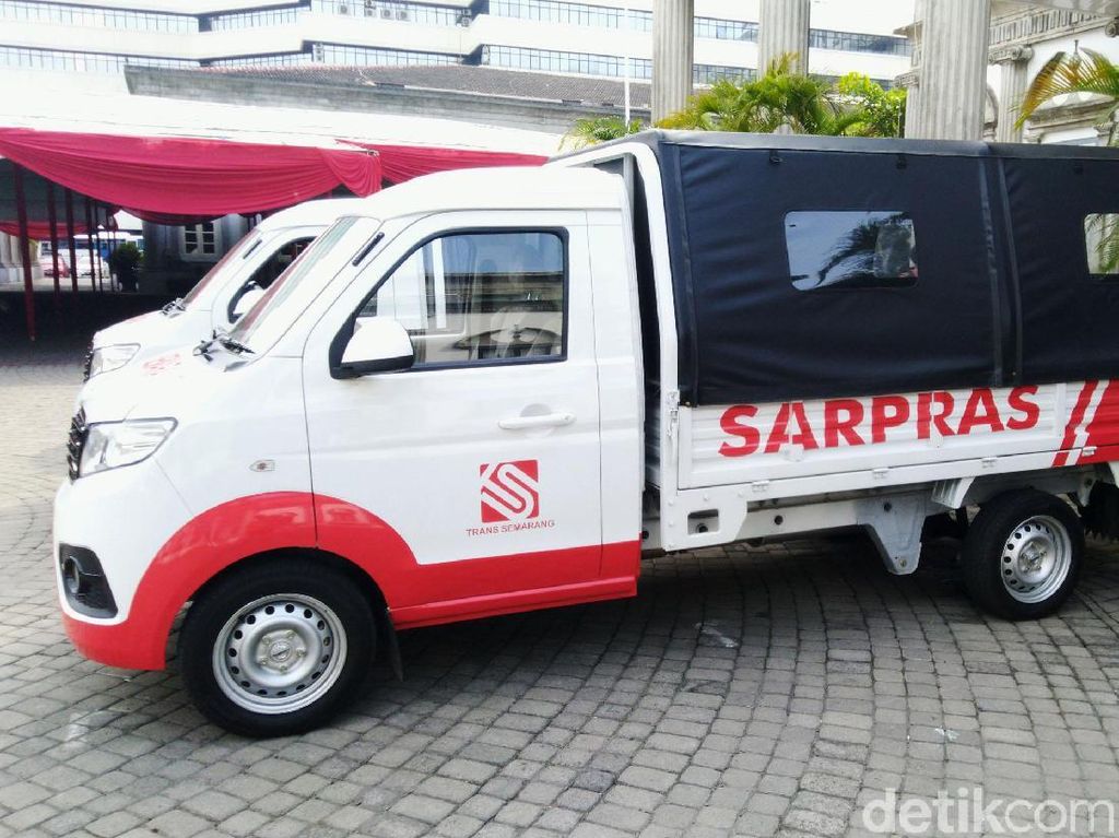 Mobil Esemka di Semarang Pakai BBG