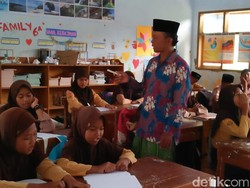 Setiap Jumat, SD dan SMP di Pangandaran Didatangi Ustaz