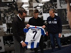 Pindah ke Hertha Berlin, Piatek Pilih Nomor 7