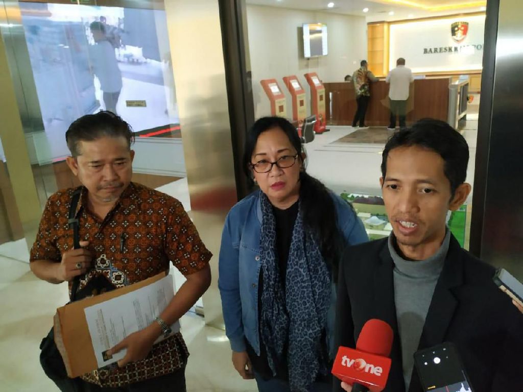 Punya Tanggungan Keluarga, Pendiri Negara Rakyat Nusantara Minta Dilepas Punya Tanggungan Keluarga, Pendiri Negara Rakyat Nusantara Minta Dilepas