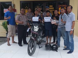 Apes! 2 Pria Ini Gagal Jambret Duit Puluhan Juta dan Babak Belur