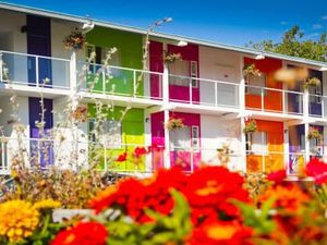 Kontroversi! Hotel Ini Tawarkan Promo untuk Bikin Anak