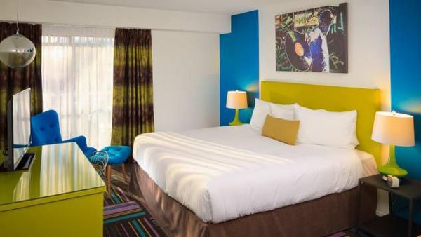 Potret Hotel yang Tawarkan Paket Bikin Anak