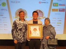 Baba Rafi Terima No. 1 Franchise Choice Award 2020