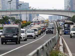Tarif Tol Dalam Kota Naik, Macet Tetap Menghantui