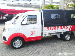 Digunakan Pemkot, Mobil Esemka Mengaspal di Semarang