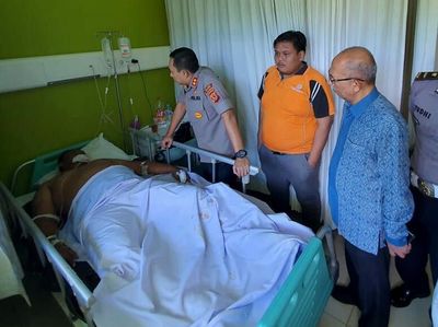 Alami Kecelakaan, Sopir Bus Rombongan Kiai NU Jatim Dioperasi