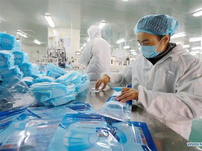 Corona Bikin Masker di China Laris Manis