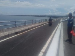 Tabrakan 2 Motor di Tol Bali Mandara, 1 Orang Tewas