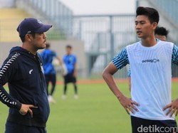 Jatim Zona Merah, Persela Legawa Main di Venue Netral