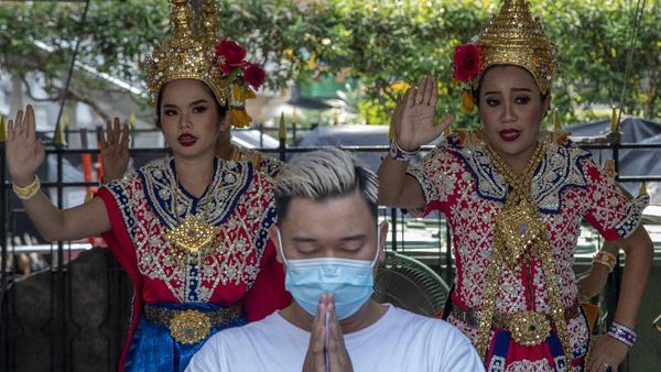 Penularan Pertama Virus Corona Antarmanusia Terjadi di Thailand