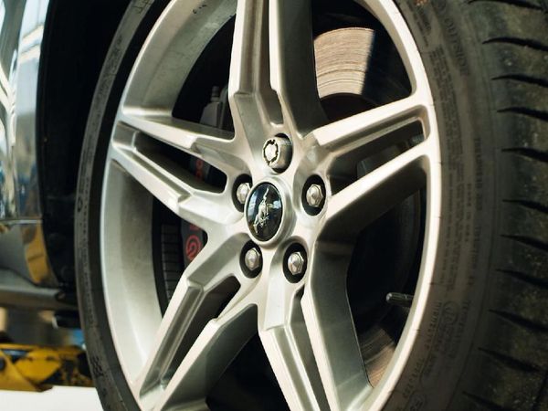 Pelek Mobil Ini Tak Gampang Digondol Maling
