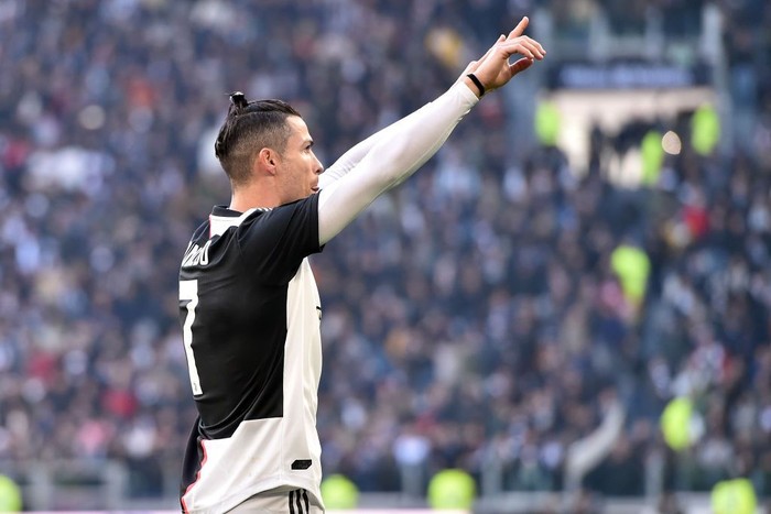 TURIN, ITALY - FEBRUARY 02: Cristiano Ronaldo of Juventus celebrates after scoring his second penalty during the Serie A match between Juventus and  ACF Fiorentina at Allianz Stadium on February 02, 2020 in Turin, Italy. (Photo by Tullio M. Puglia/Getty Images)