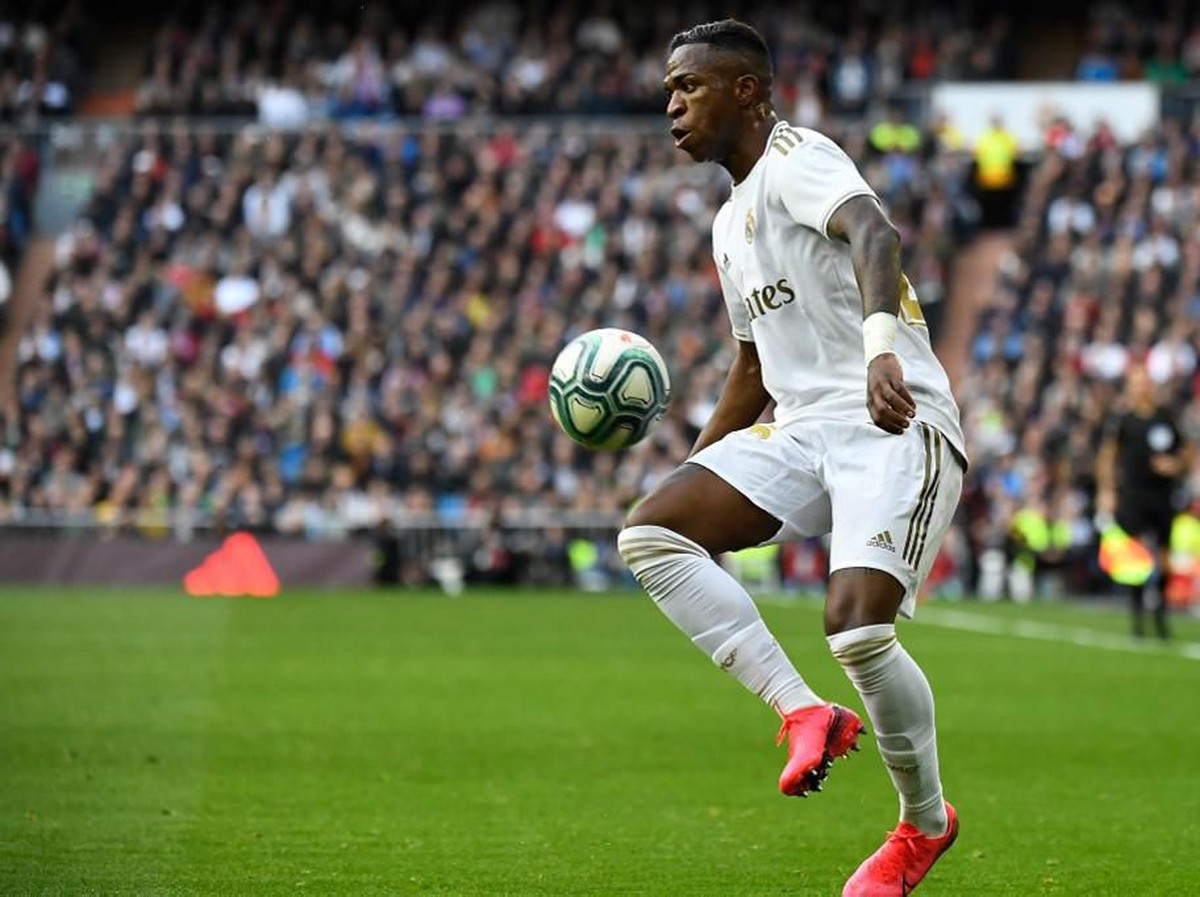 Vinicius Junior menilai kemenangan di derby Madrid terasa istimewa. (Foto: AFP/Pierre-Philippe Marcou)