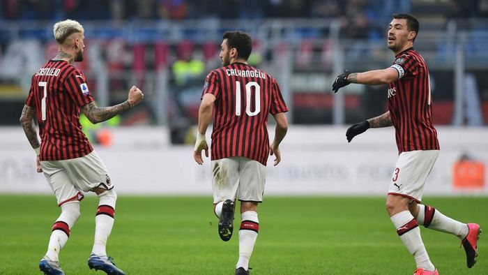 Ac Milan Gagal Menang Lawan 10 Pemain Hellas Verona