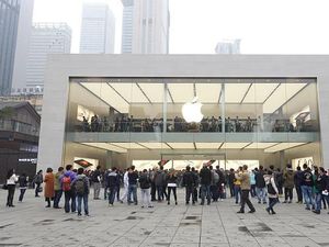 Huawei Digencet AS, China Ancam Lumpuhkan Apple