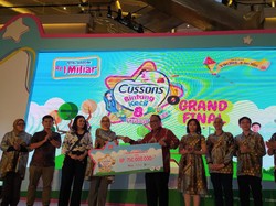 Tingkatkan Tumbuh Kembang Anak, CT Arsa Foundation Bangun Taman Bermain