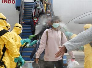 Jalani Tes Kesehatan 2 Kali Sehari, Kondisi WNI dari Wuhan di Natuna Sehat Jalani Tes Kesehatan 2 Kali Sehari, Kondisi WNI dari Wuhan di Natuna Sehat