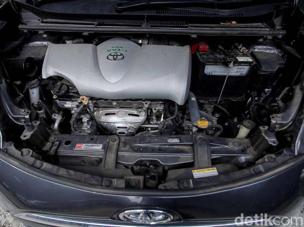 Nah Lho, Tikus Bisa Bikin Pemilik Mobil Rugi Belasan Juta Rupiah Nah Lho, Tikus Bisa Bikin Pemilik Mobil Rugi Belasan Juta Rupiah
