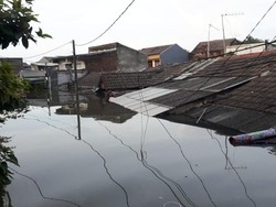 Banjir di Periuk Tangerang Belum Surut, 1.200 Warga Diungsikan