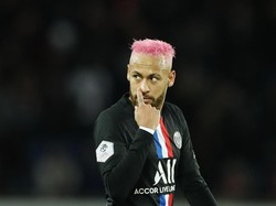 Kartu Merah Akal Bulus Neymar untuk Mudik dan Nonton Rio Carnival?